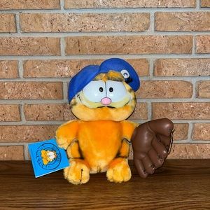 NWT Vintage Garfield Plush Toy